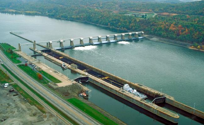 New Cumberland Locks & Dam on Ohio River